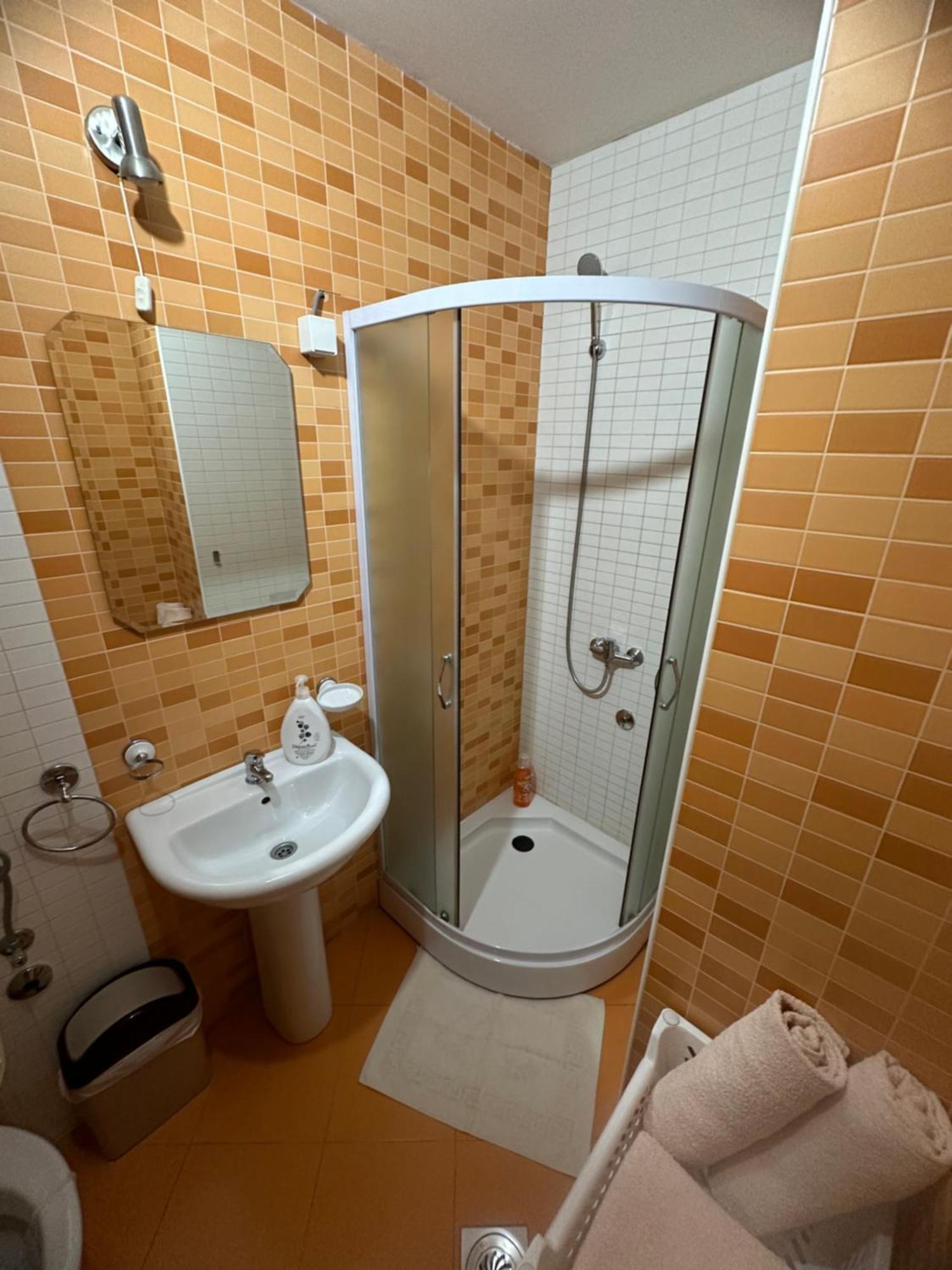 Apartments Bokan Cetinje Exterior foto